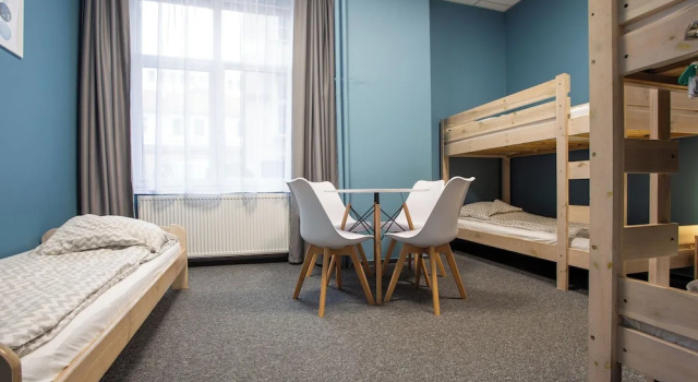 Кровать в общем номере Moon Hostel Wrocław