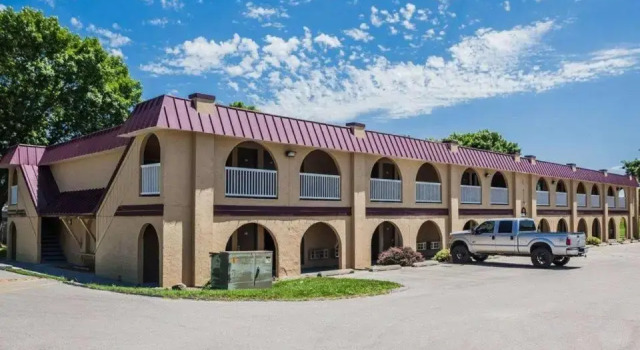 Days Inn Urbandale-Des Moines West, Varaa Hotelli Urbandale Iowa