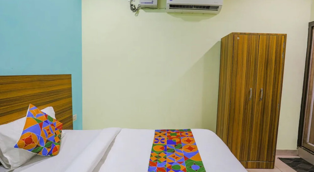 FabHotel Yatika Inn