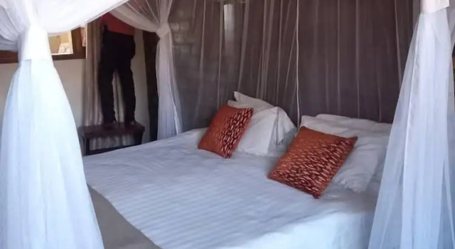 Secrets Guest House, Boek Pension Hotels in Entebbe met ontbijt, Ontbijt