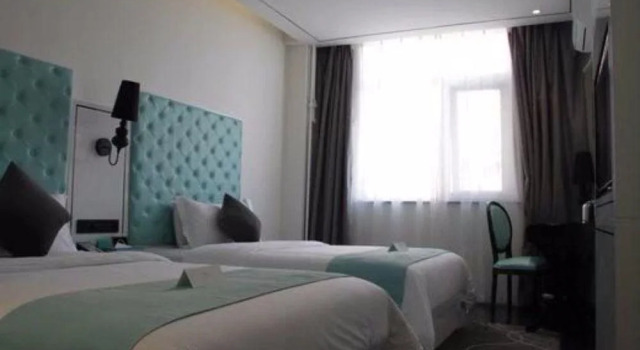 Xana LITE Hotel 5th Avenue Branch, Забронировать Отель Хэпин Тяньцзинь, рядом с St. Joseph Cathedral