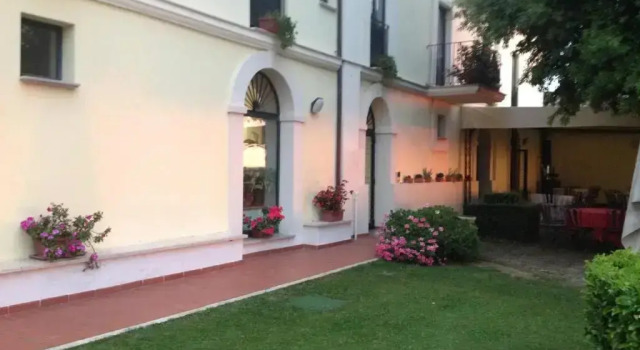 Casale Delle Arti, Book Hotel Hotels in Abruzzo with Parking, Parking