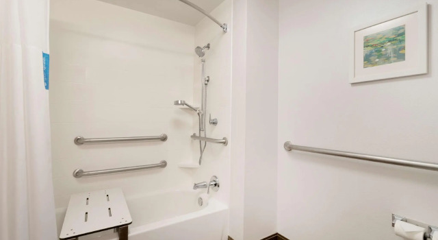 Четырёхместный номер Standard Hampton Inn & Suites Tallahassee I-10-Thomasville Road