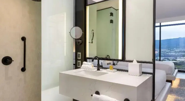 Шестиместный номер Standard Hilton San Jose La Sabana