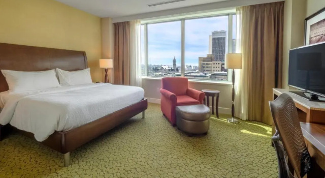 Двухместный номер Premium The Hilton Garden Inn Buffalo-Downtown