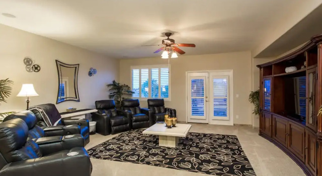 Grand Slam Getaway 5 BR by Casago, Book Hotel Surprise Phoenix Metropolitan Area