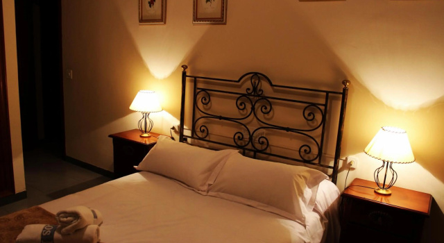 Hostal Los Maños, 예약 호텔 Albentosa 테루엘