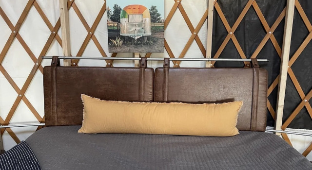 Тент Trail and Hitch Tiny Home Hotel and RV
