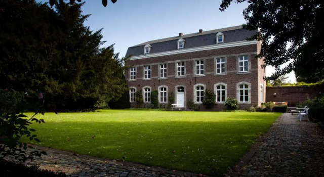 B&B Het Agnetenklooster, Rezerwuj Bed and Breakfast Hotele w Bruksela z parkingiem, Parking