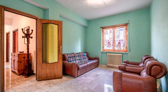3 Bedroom Amazing Home In Scurcola Marsicana, Book Hotel Hotels in Abruzzo with Parking, Parking
