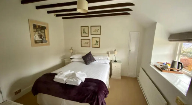 Полулюкс Home Farm Hotel and Restaurant