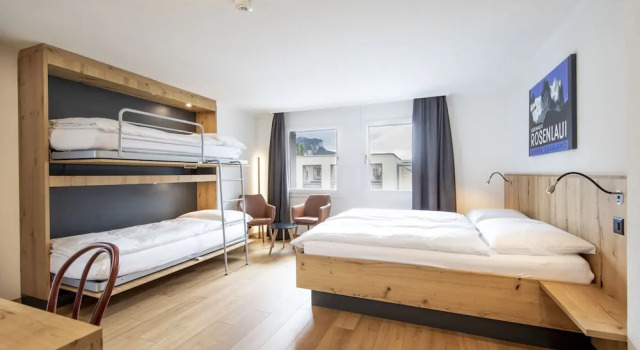 Четырёхместный номер Standard Hotel Meiringen