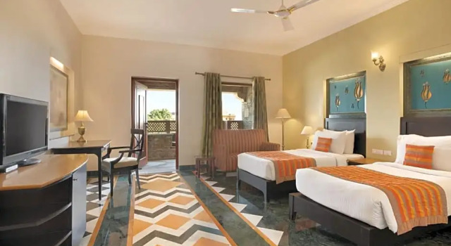 Номер Deluxe Ramada by Wyndham Udaipur Resort and Spa
