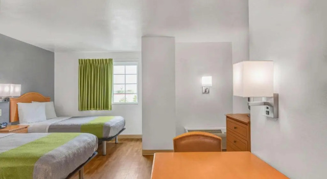 Люкс Studio 6-Opelika, AL - Auburn Al