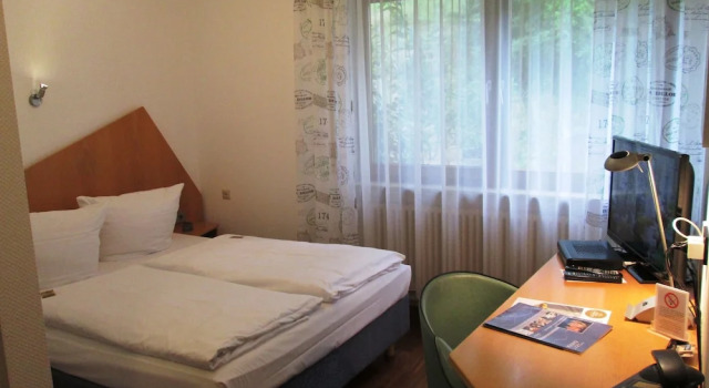 Двухместный номер Comfort с балконом и с красивым видом из окна Hotel Restaurant Kaiser