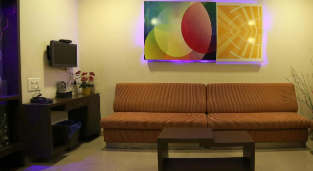 OYO Rooms Mahanadu Road Extension, Rezervovat Hotel Hotely v Andhra Pradesh s parkováním, Parkování