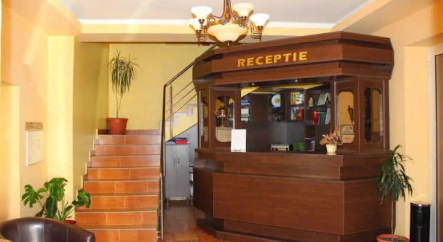 Hotel Europa, Rezerwuj Hotel Hotele w Carpathians - Romania z parkingiem, Parking
