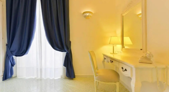 Четырёхместный номер Comfort Hotel La Pineta