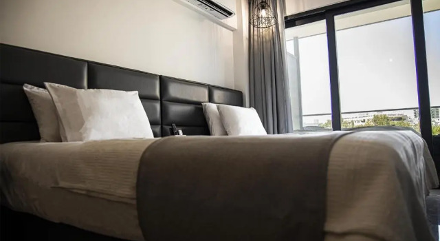 Superior Double room Jimmys Suites