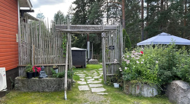 Wanha Koulu - Old School Lodge Tahko, Buchen Sie Ferienwohnung Hotels in Ostfinnland mit Parkplatz, Parkplätze