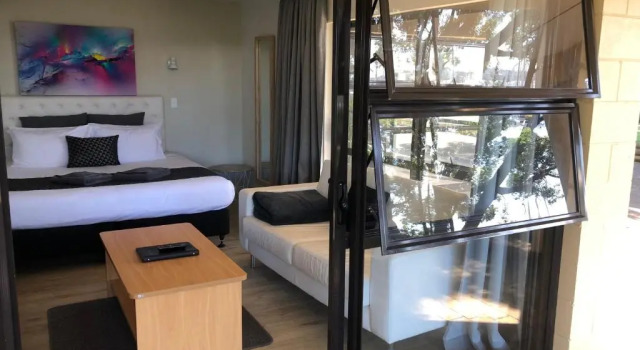 Студия Half Moon Bay Motel