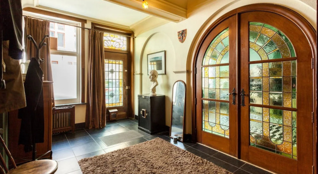 Maison de la Rose Bed  Breakfast