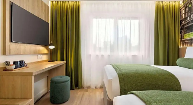 Номер Family Super 8 by Wyndham Chester East