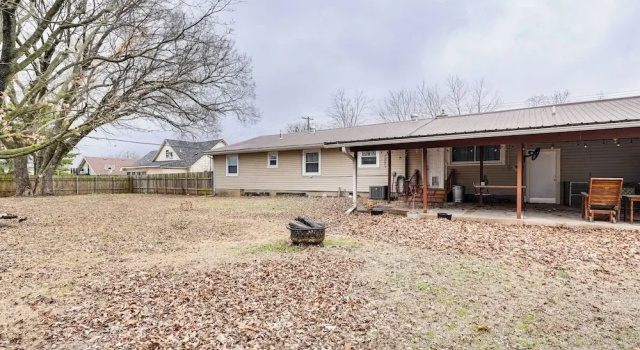 Коттедж < 1 Mi to Main St Berryville: Spacious Family Home