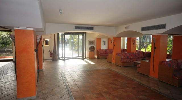 Grand Hotel Azzurra Club, Забронировать Отель Лидо-Адриано Ravenna Beaches