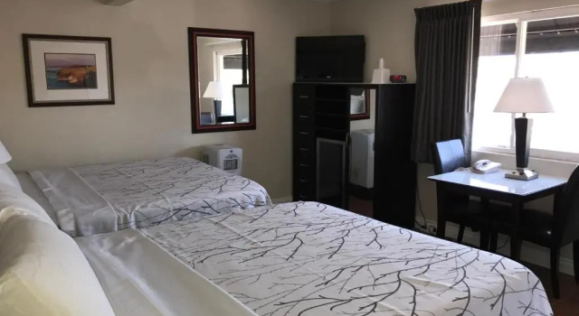 Двухместный номер Economy Ocean Beach Hotel