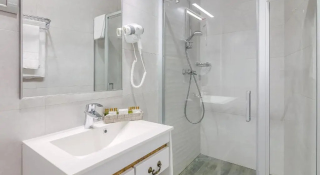 Двухместный номер Deluxe Мансарда New Era Hotel Old Town - parking with fee nearby - NOT at the hotel