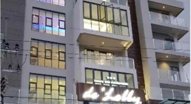 De Lobby Suite Hotel