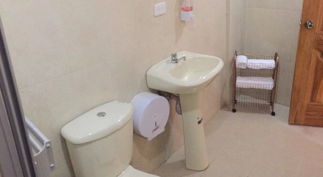 Трёхместный номер Deluxe Tababela Airport B&B