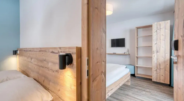 Семейный номер Standard с 2 комнатами с балконом и с красивым видом из окна COOEE alpin Hotel Bad Kleinkirchheim