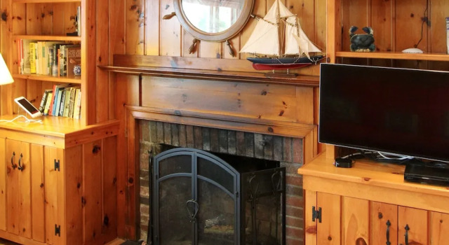 Tranquil 4br On Bourneâ€™s Pond 4 Bedroom Home, Réserver Maison de vacances East Falmouth Massachusetts