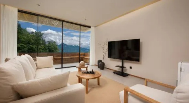 Семейный люкс с балконом Vantu·ANNICA Tourism Resort (Zhangjiajie National Forest Park)