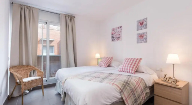 Апартаменты Дуплекс с 3 комнатами Apartamentos Cornellalux 2