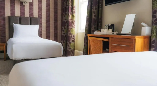 Трёхместный номер Standard Esplanade Hotel Llandudno