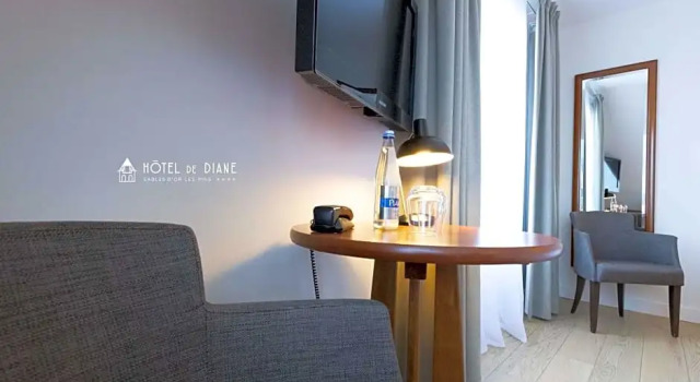 Номер Comfort Hotel De Diane