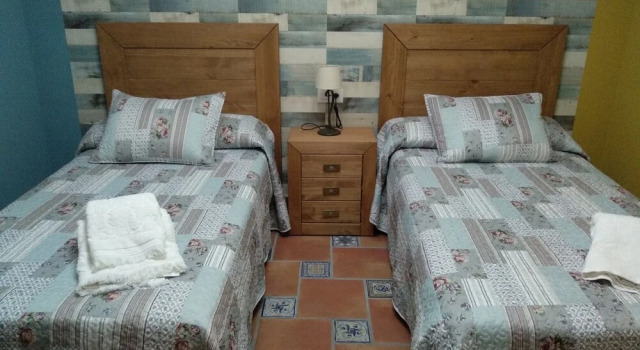 Casa Rural El JABALON, Забронировать Отель Отели Ciudad Real Province с парковкой, Парковка