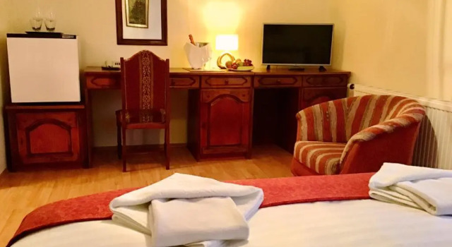 Двухместный номер Standard с балконом Hotel Kentaur
