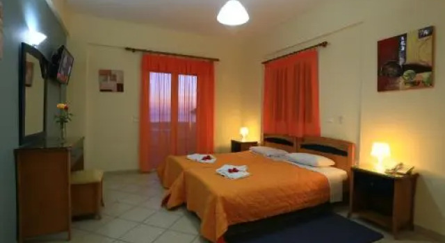 Mesogeios Hotel, Prenota Hotel Marathópolis Messinia