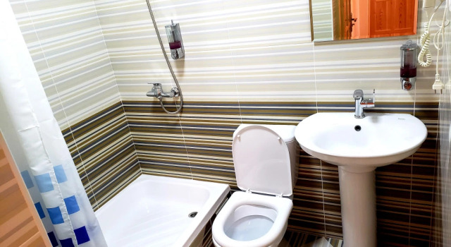 Camera Standard Sarrafon Guest House