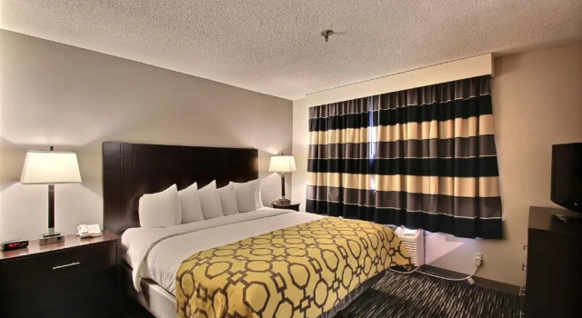 Двухместный номер Deluxe Baymont by Wyndham Madison