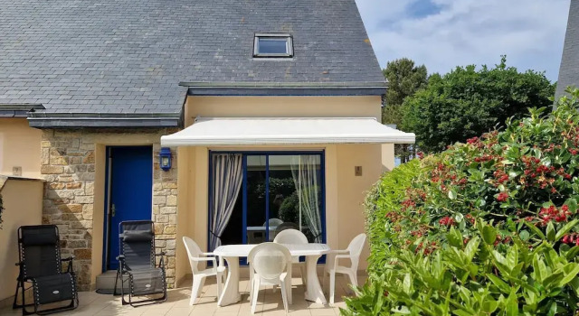 Коттедж Holiday Home With Shared Pool, Erquy-formerly TUI Ferienhaus