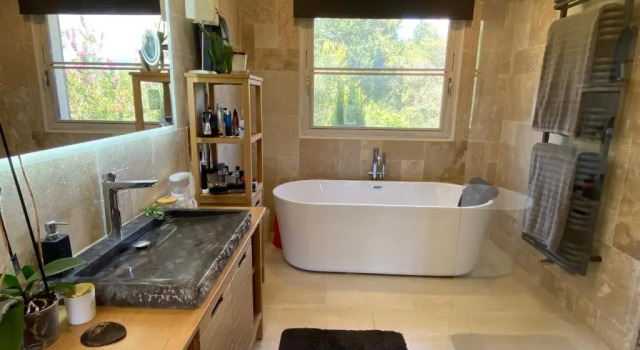 Вилла Private & comfortable stone villa with pool