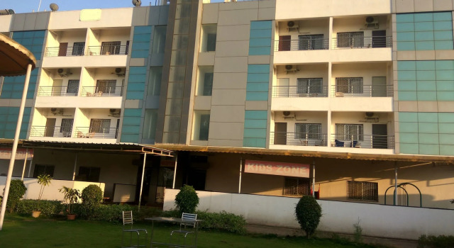 Rajasthani Rajwadi Hotel & Restaurant, Buchen Sie Hotel Trimbak Maharashtra