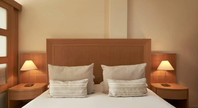 Семейный номер Standard с видом на внутреннюю территорию Atlantica Oasis Hotel