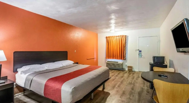 Двухместный номер Deluxe Motel 6-Portsmouth, VA