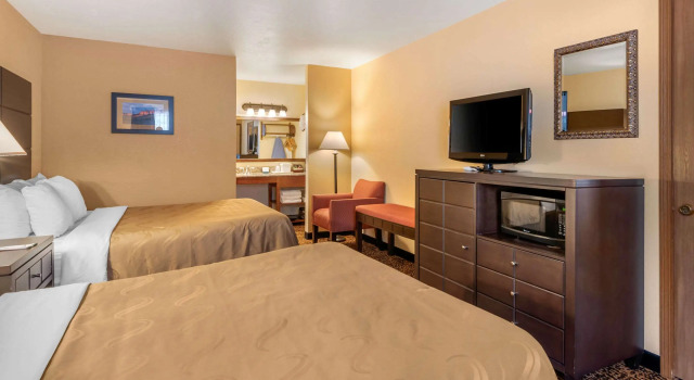 Четырёхместный номер Standard Quality Inn Ouray